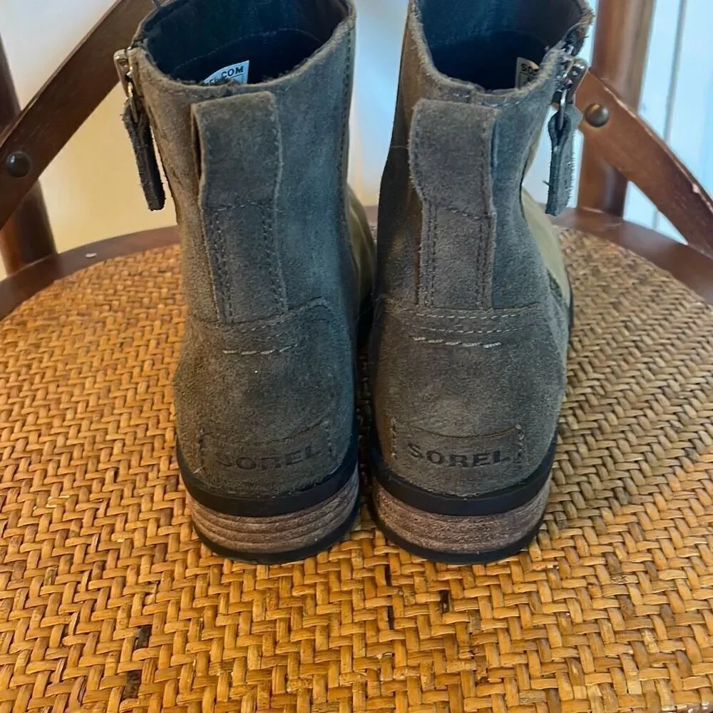 Sorel brown leather Chelsea boots size 6